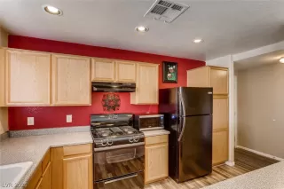 Photo #6: 2276560 Listing