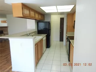 Photo #3: 2276579 Listing 