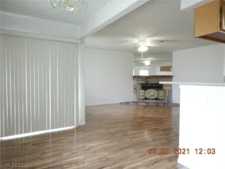 Photo #5: 2276579 Listing 