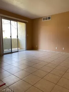 Photo #4: 2276623 Listing 