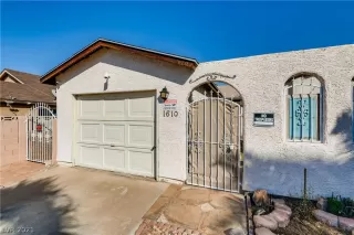 Photo #2: 2276638 Listing