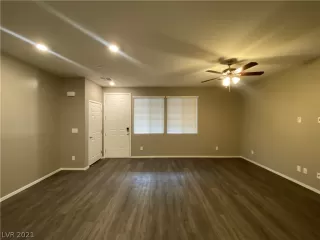 Photo #3: 2276654 Listing 