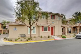 Photo #1: 2276683 Listing