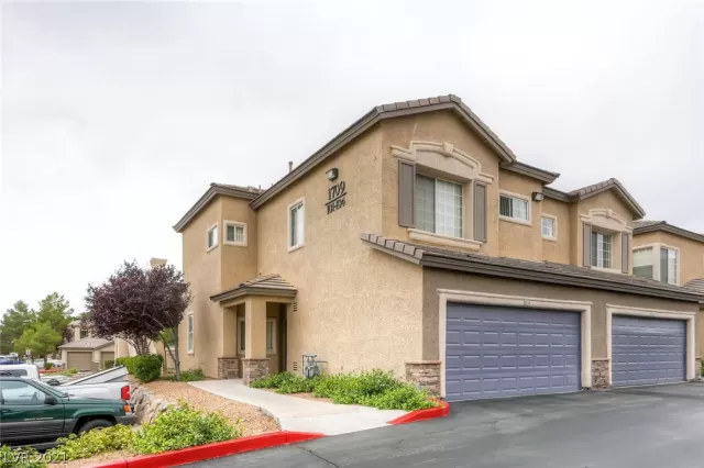 MLS: 2276691 Condo For Sale