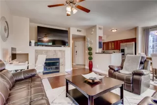 Photo #5: 2276691 Listing 