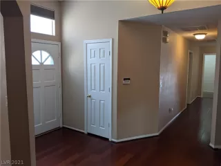 Photo #2: 2276696 Listing 