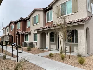 Photo #6: 2276735 Listing 