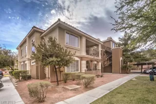 Photo #2: 2276751 Listing