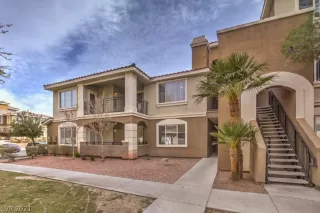 Photo #3: 2276751 Listing