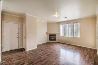 Photo #5: 2276751 Listing