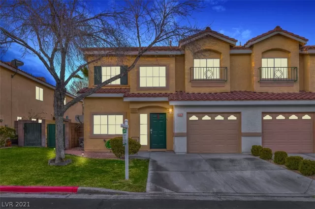 MLS: 2276760 Condo For Sale