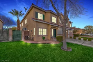 Photo #3: 2276760 Listing