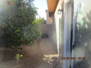 Photo #2: 2276766 Listing 