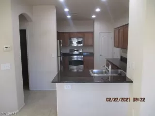 Photo #4: 2276766 Listing 