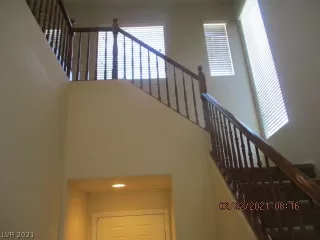 Photo #6: 2276766 Listing 