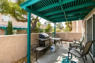 Photo #3: 2276812 Listing