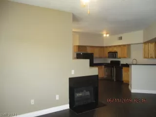 Photo #2: 2276819 Listing 