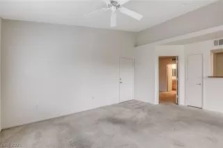 Photo #2: 2276838 Listing