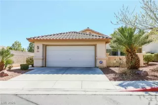 Photo #1: 2276847 Listing