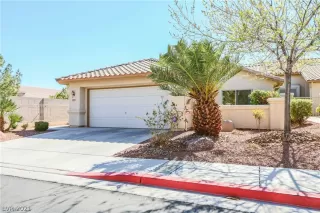 Photo #2: 2276847 Listing