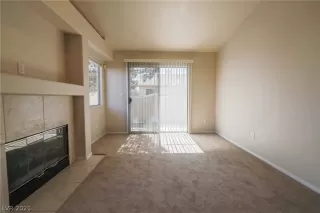 Photo #4: 2276847 Listing