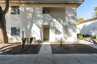Photo #2: 2276906 Listing 