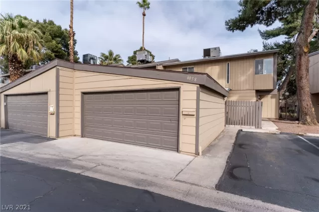 MLS: 2276940 Condo For Sale