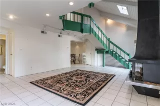 Photo #3: 2276940 Listing 