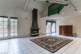 Photo #6: 2276940 Listing 