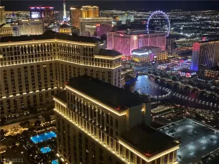 Photo #1: 2276985 Listing