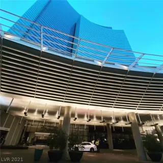 Photo #3: 2276985 Listing