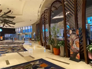 Photo #4: 2276985 Listing