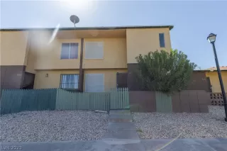 Photo #2: 2276987 Listing 