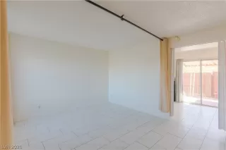 Photo #3: 2276987 Listing 