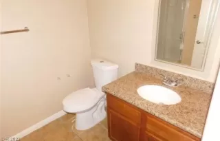 Photo #4: 2277005 Listing