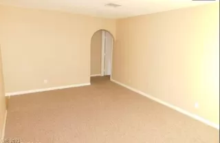 Photo #6: 2277005 Listing