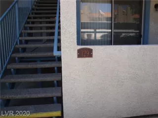 Photo #2: 2277030 Listing