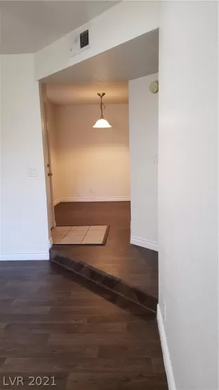 Photo #4: 2277065 Listing 