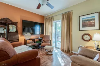 Photo #1: 2277068 Listing 