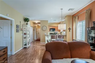 Photo #2: 2277068 Listing 