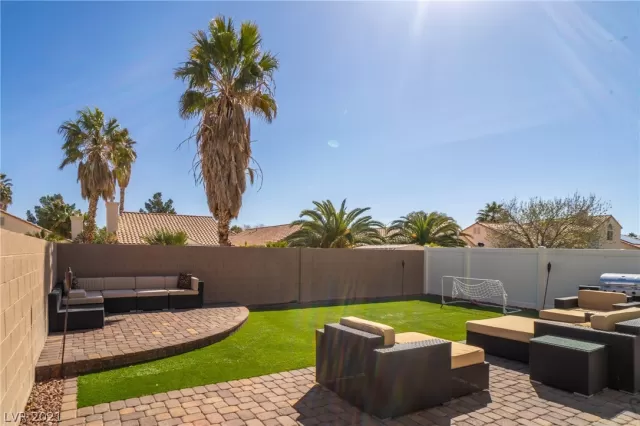 MLS: 2277069 Condo For Sale