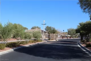 Photo #2: 2277079 Listing