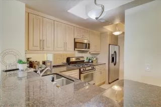 Photo #4: 2277098 Listing 