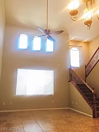 Photo #2: 2277119 Listing