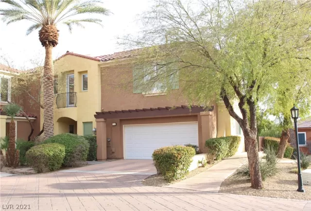 MLS: 2277131 Condo For Sale