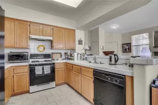 Photo #6: 2277142 Listing 