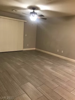 Photo #3: 2277206 Listing