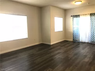 Photo #4: 2277281 Listing 