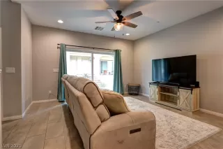 Photo #5: 2277284 Listing 