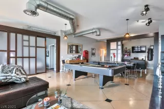 Photo #4: 2277298 Listing